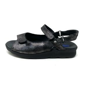 Wolky Pichu Black Caviar leather comfort sandals